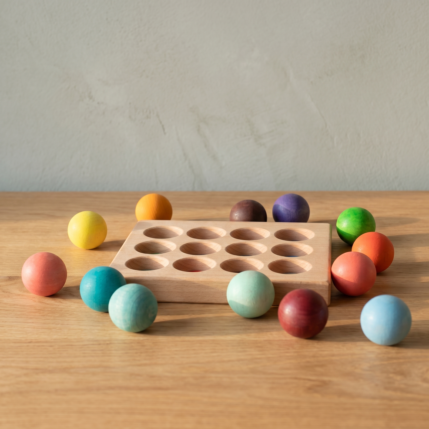 Wooden Colour Sorting Ball Board — 12-Piece Matching Toy for Toddlers
